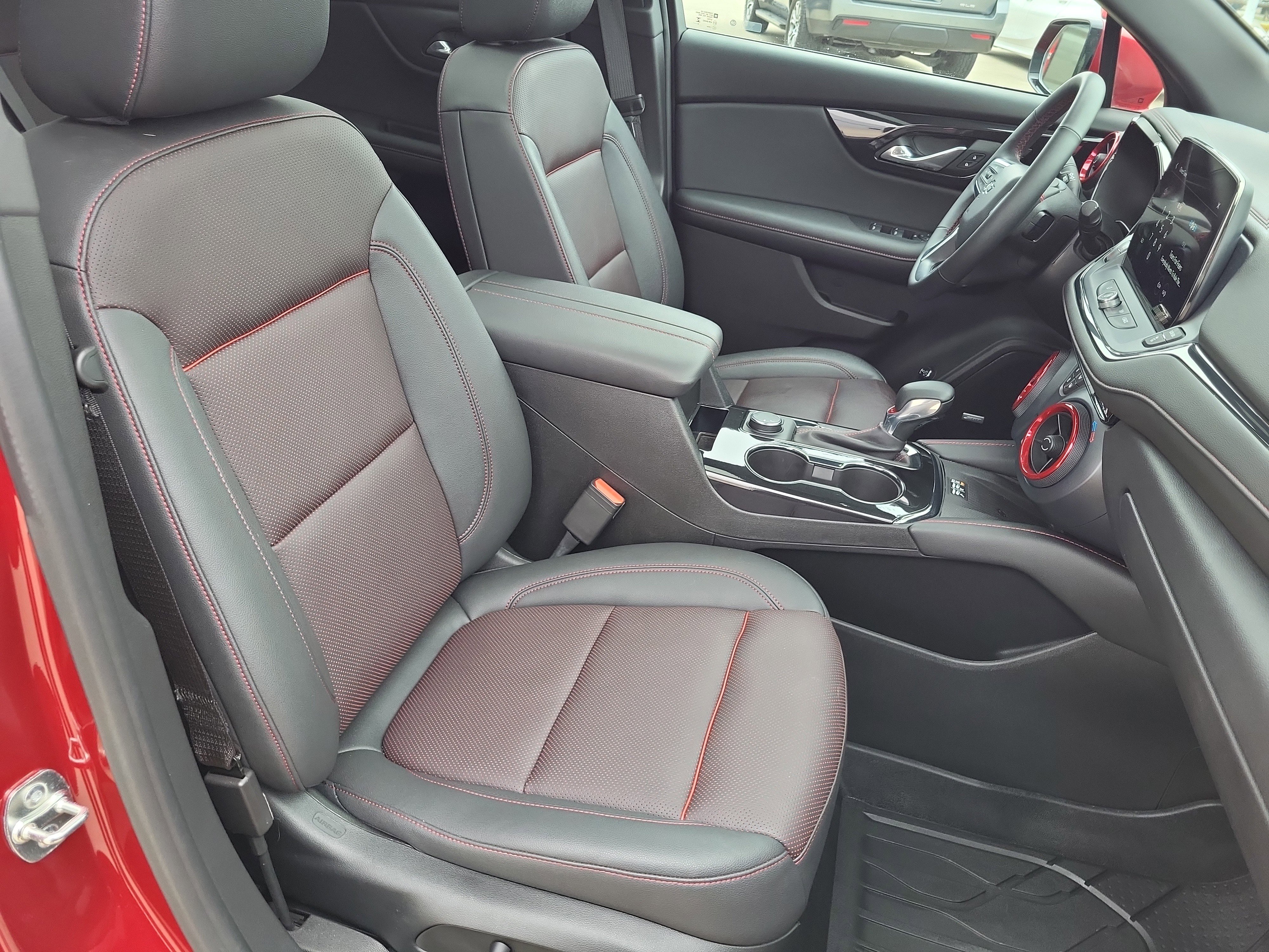 Used 2023 Chevrolet Blazer RS w/ Driver Confidence II Package image 10