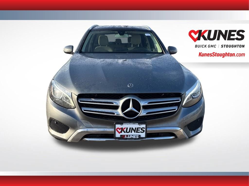 Used 2019 Mercedes-Benz GLC 300 4MATIC image 3