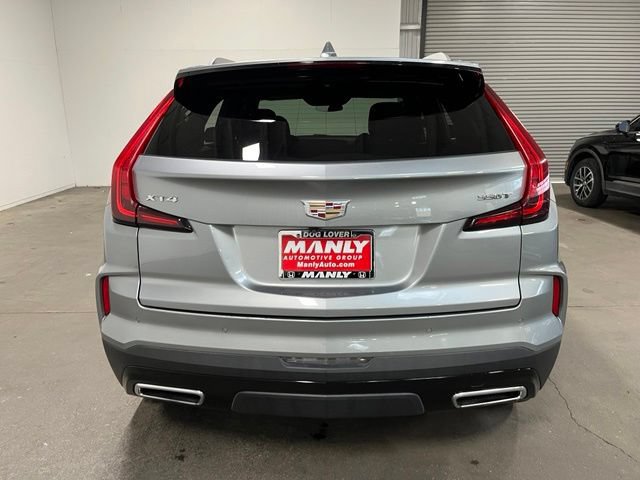 Used 2025 Cadillac XT4 Premium Luxury FWD image 4