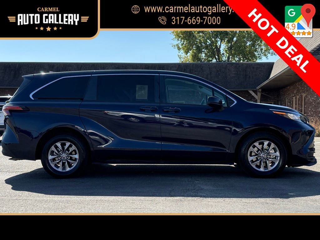 Used 2022 Toyota Sienna LE image 7