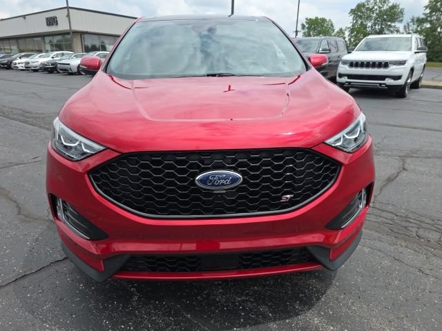 Used 2024 Ford Edge ST w/ Equipment Group 401A AWD/4WD image 10
