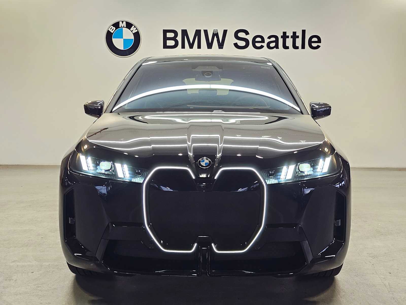 New 2026 BMW iX xDrive45 w/ M Sport Package image 6