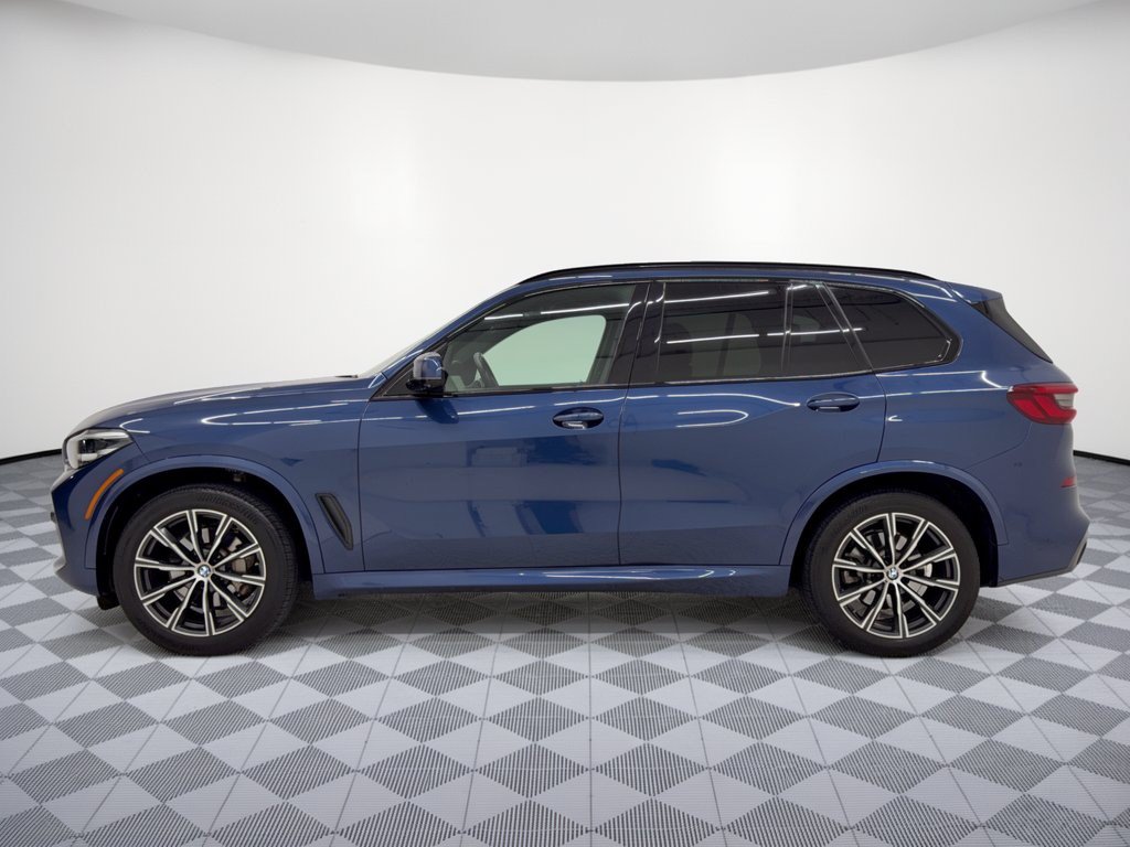 Used 2022 BMW X5 xDrive40i AWD/4WD image 2