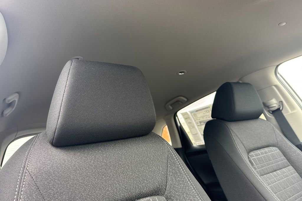 New 2026 Honda HR-V LX image 10