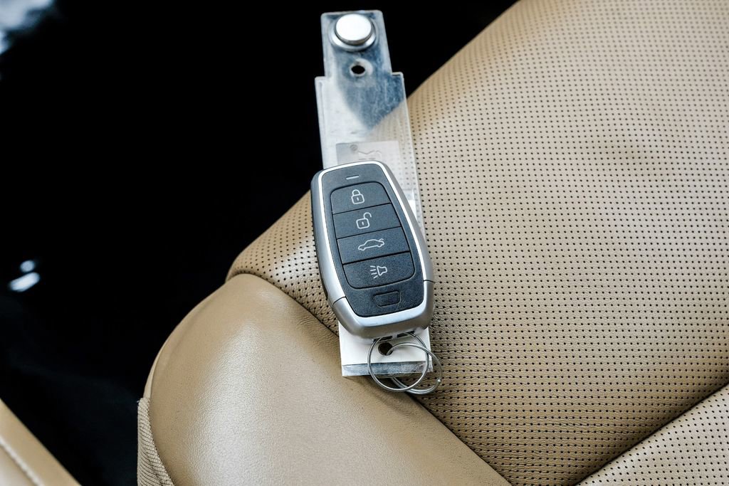 Used 2019 Cadillac Escalade Platinum image 66