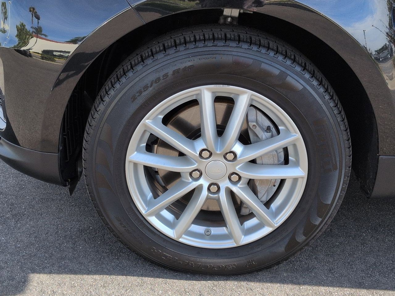 Used 2019 Land Rover Range Rover Sport SE image 28