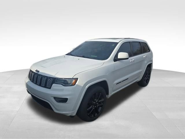 Used 2020 Jeep Grand Cherokee Altitude image 10
