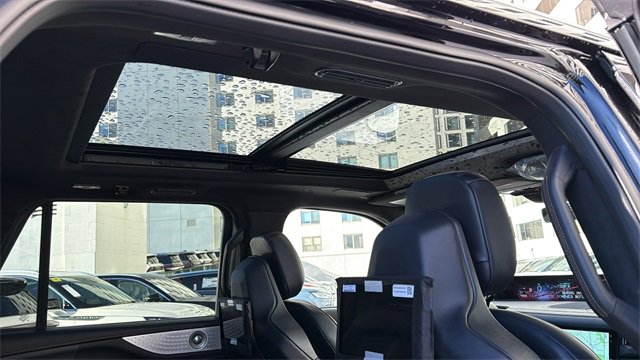 New 2025 Lincoln Navigator L Black Label image 5