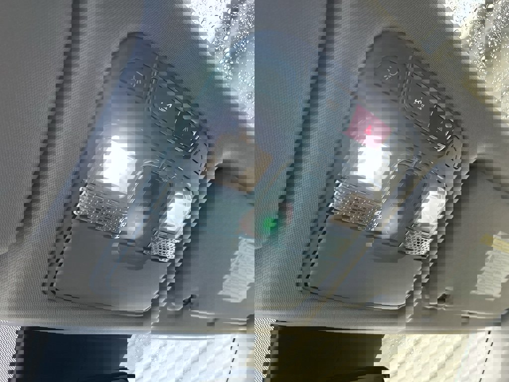 New 2025 Kia Telluride S image 30