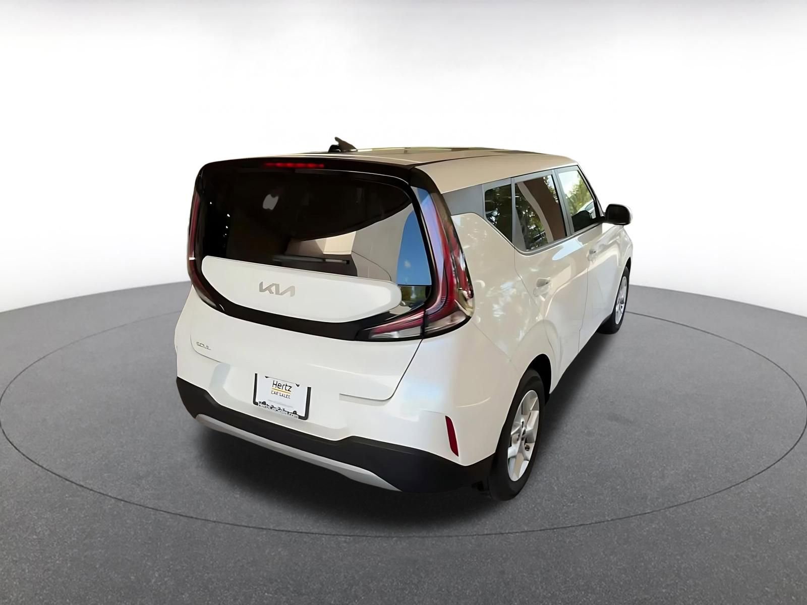 Used 2025 Kia Soul LX w/ LX Technology Package image 15