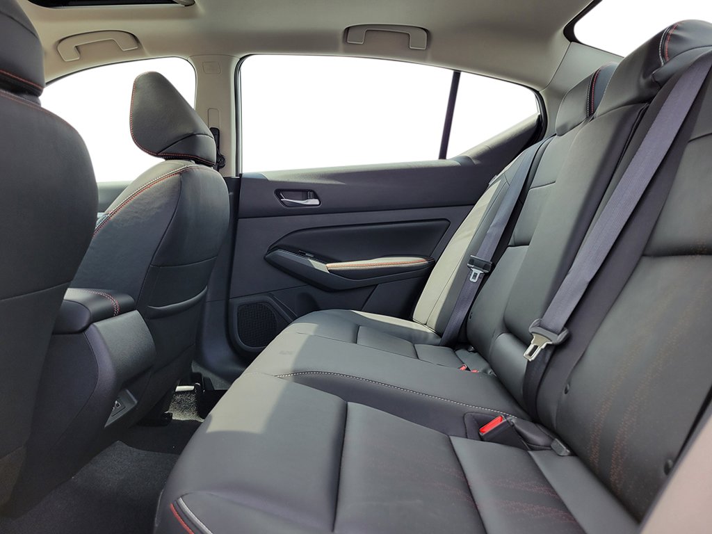 New 2026 Nissan Altima 2.5 SR FWD image 17