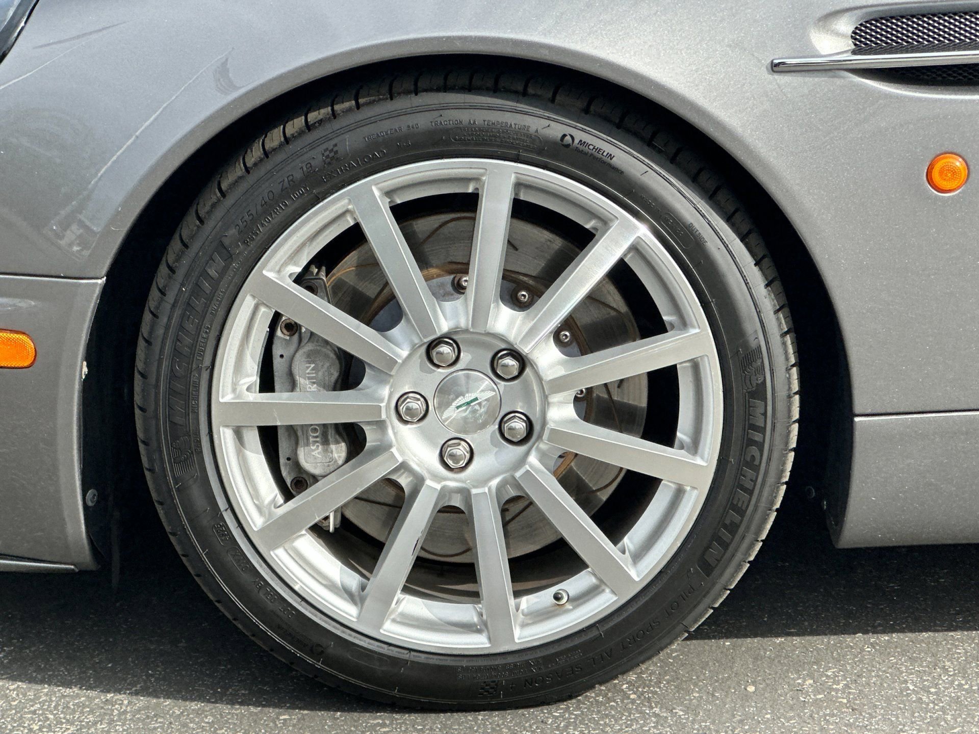 Used 2005 Aston Martin Vanquish S image 4