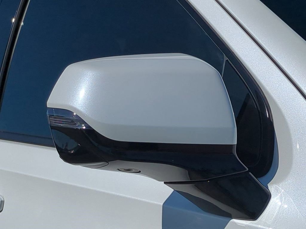 Used 2021 Chevrolet Tahoe RST w/ Luxury Package image 12