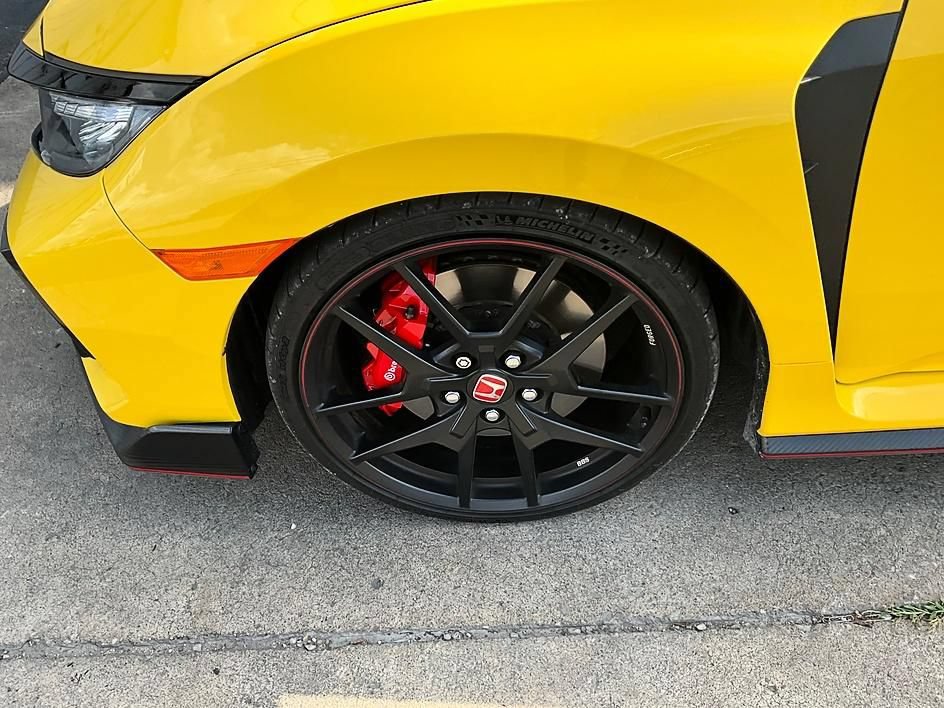 Used 2021 Honda Civic Type R Limited image 11