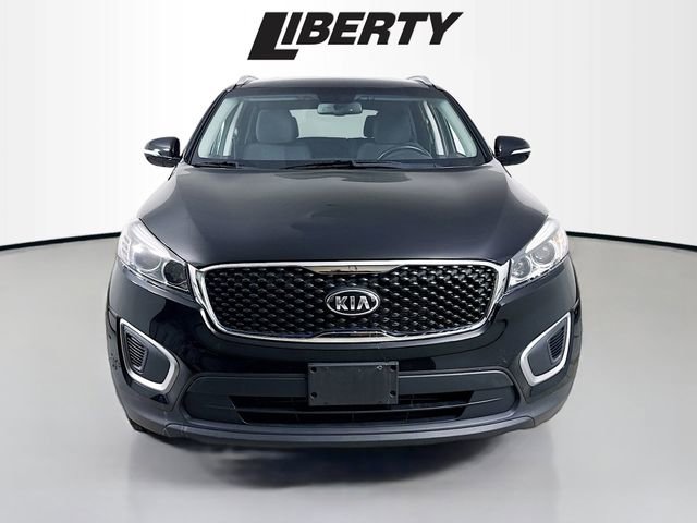 Used 2016 Kia Sorento LX w/ LX Convenience Package video 2