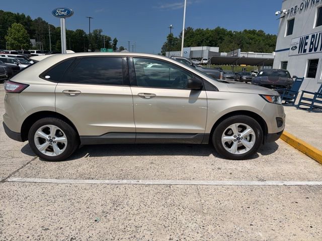 Used 2017 Ford Edge SE FWD image 5