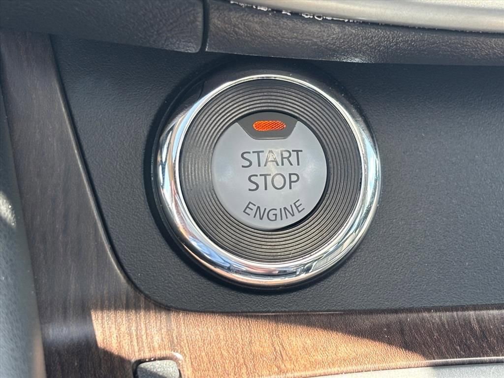 Used 2021 Nissan Murano Platinum w/ Cargo Package AWD/4WD image 18