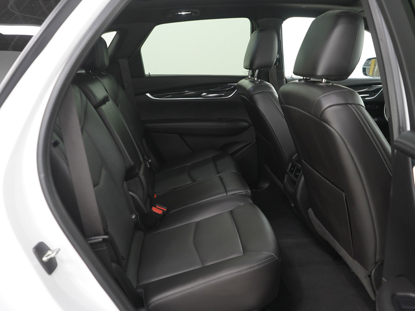 Used 2022 Cadillac XT5 Premium Luxury image 16