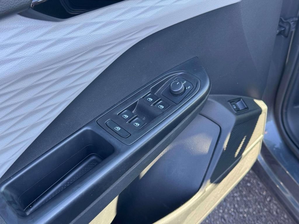 Used 2023 Volkswagen Taos S FWD image 19