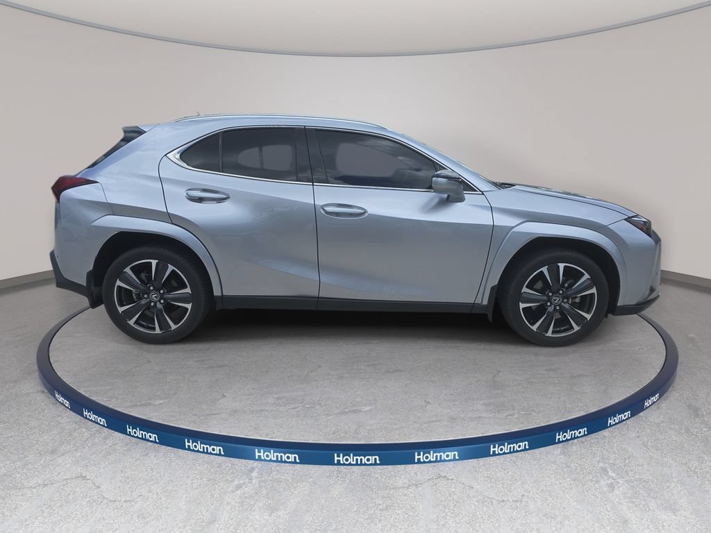 Used 2024 Lexus UX 250h FWD w/ Premium Package image 6