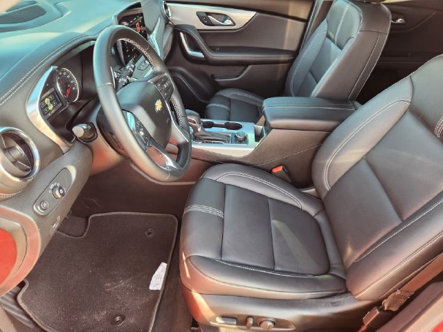 Used 2024 Chevrolet Blazer LT FWD image 13