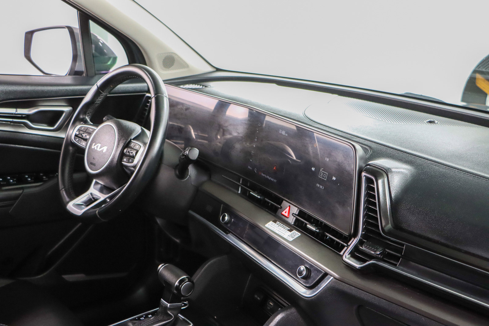 Used 2023 Kia Sportage EX FWD image 25