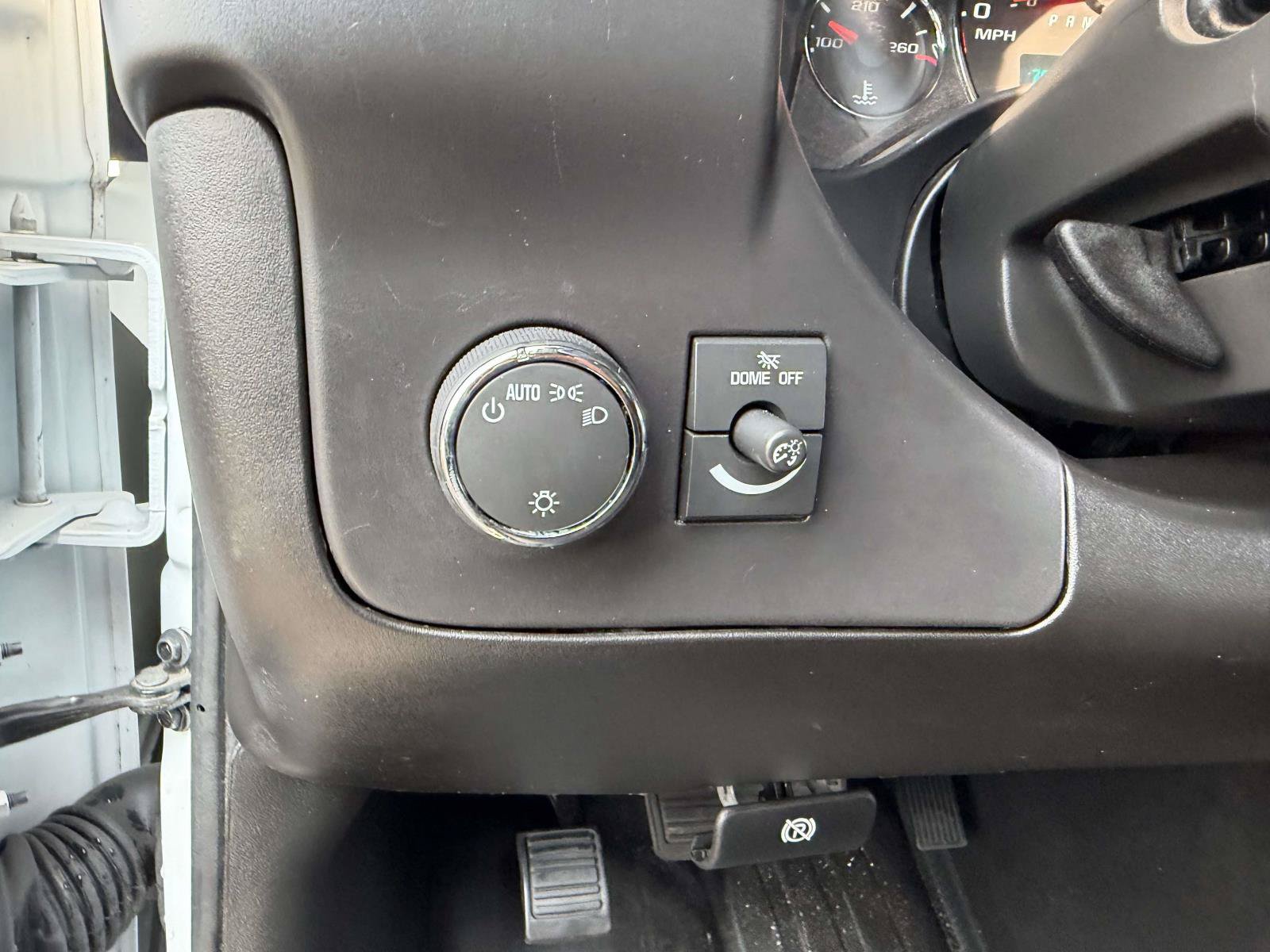 Certified 2024 Chevrolet Express 2500 w/ Driver Convenience Package RWD image 17