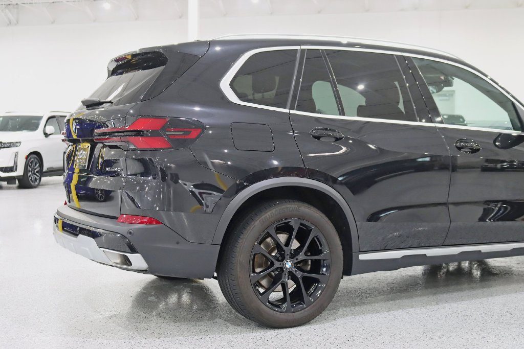 Used 2024 BMW X5 xDrive40i w/ Premium Package AWD/4WD image 9