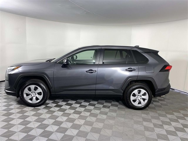 Used 2025 Toyota RAV4 LE image 5