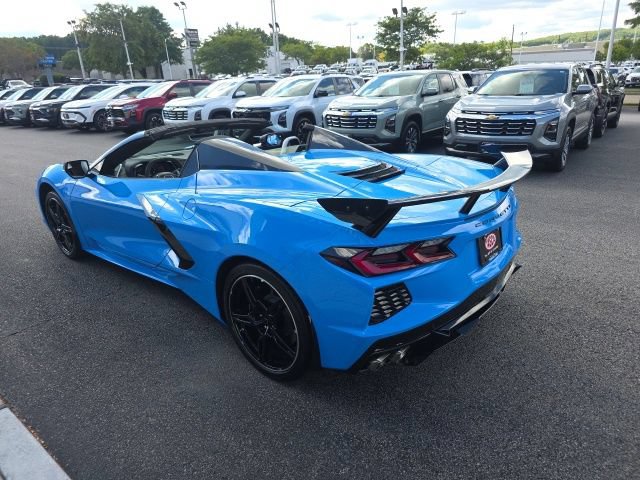 Used 2022 Chevrolet Corvette Stingray Preferred Conv w/ Z51 Performance Package RWD image 4