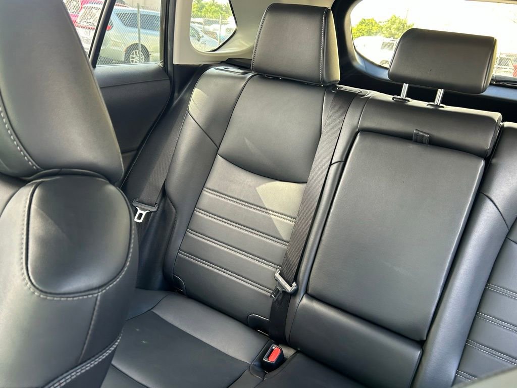 Used 2023 Toyota RAV4 XLE Premium image 13