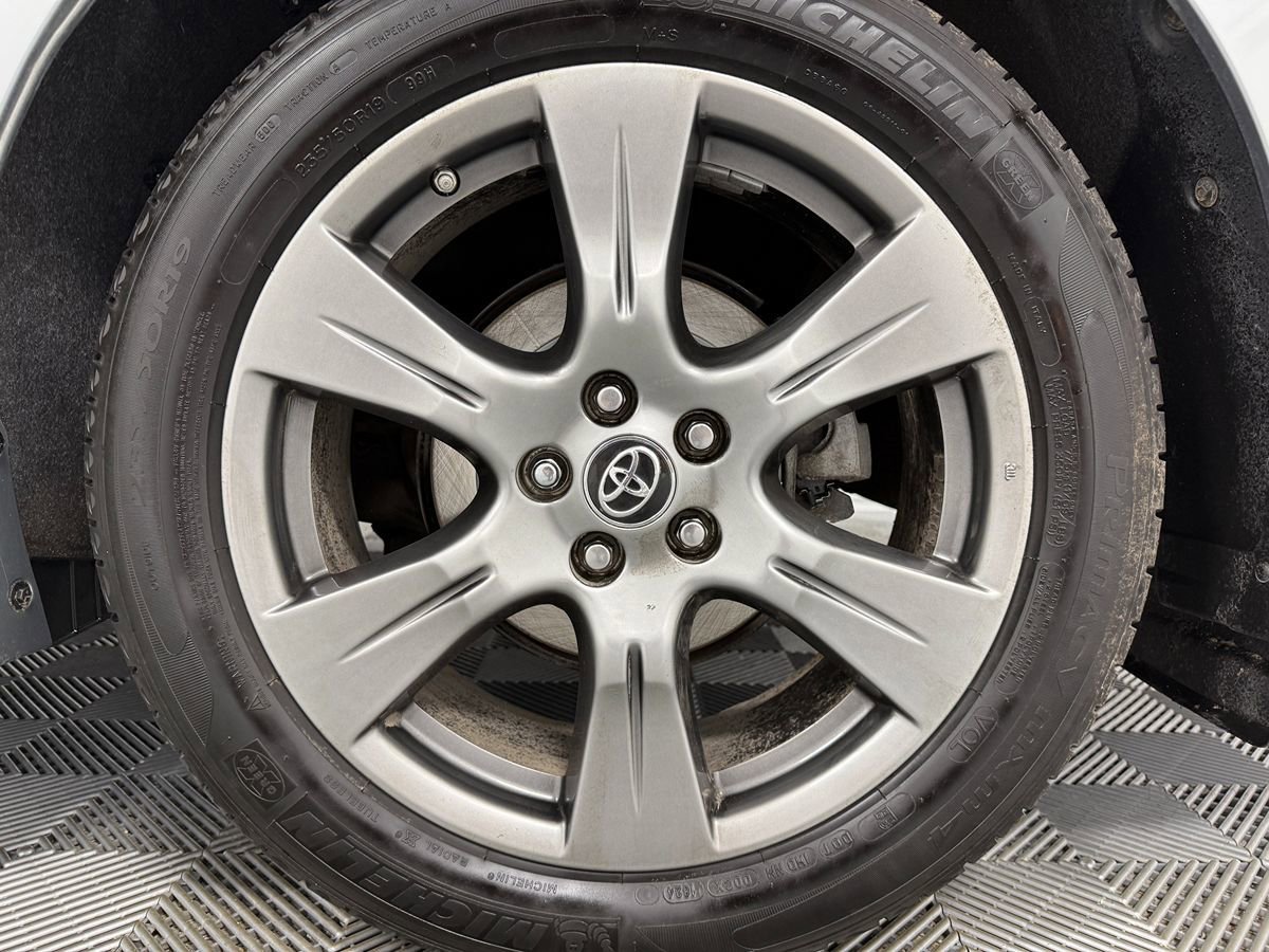Used 2020 Toyota Sienna SE image 29