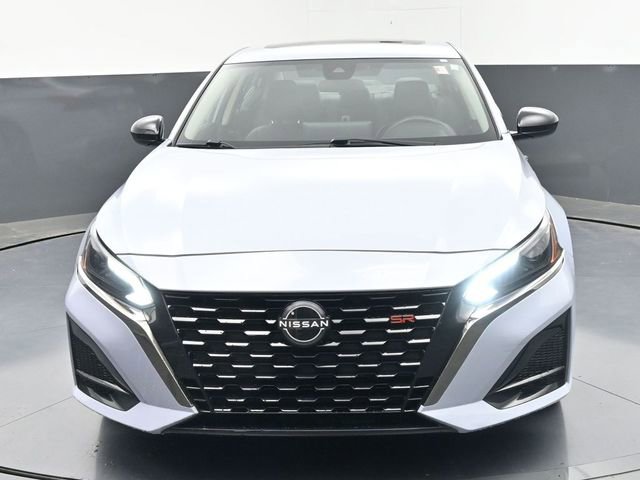 Used 2023 Nissan Altima 2.5 SR w/ SR Premium Package FWD image 43