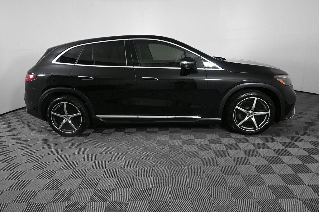 Used 2023 Mercedes-Benz EQE 500 4MATIC SUV image 25