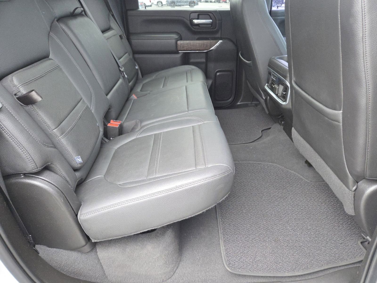 Used 2021 GMC Sierra 2500 Denali w/ Denali Ultimate Package image 24