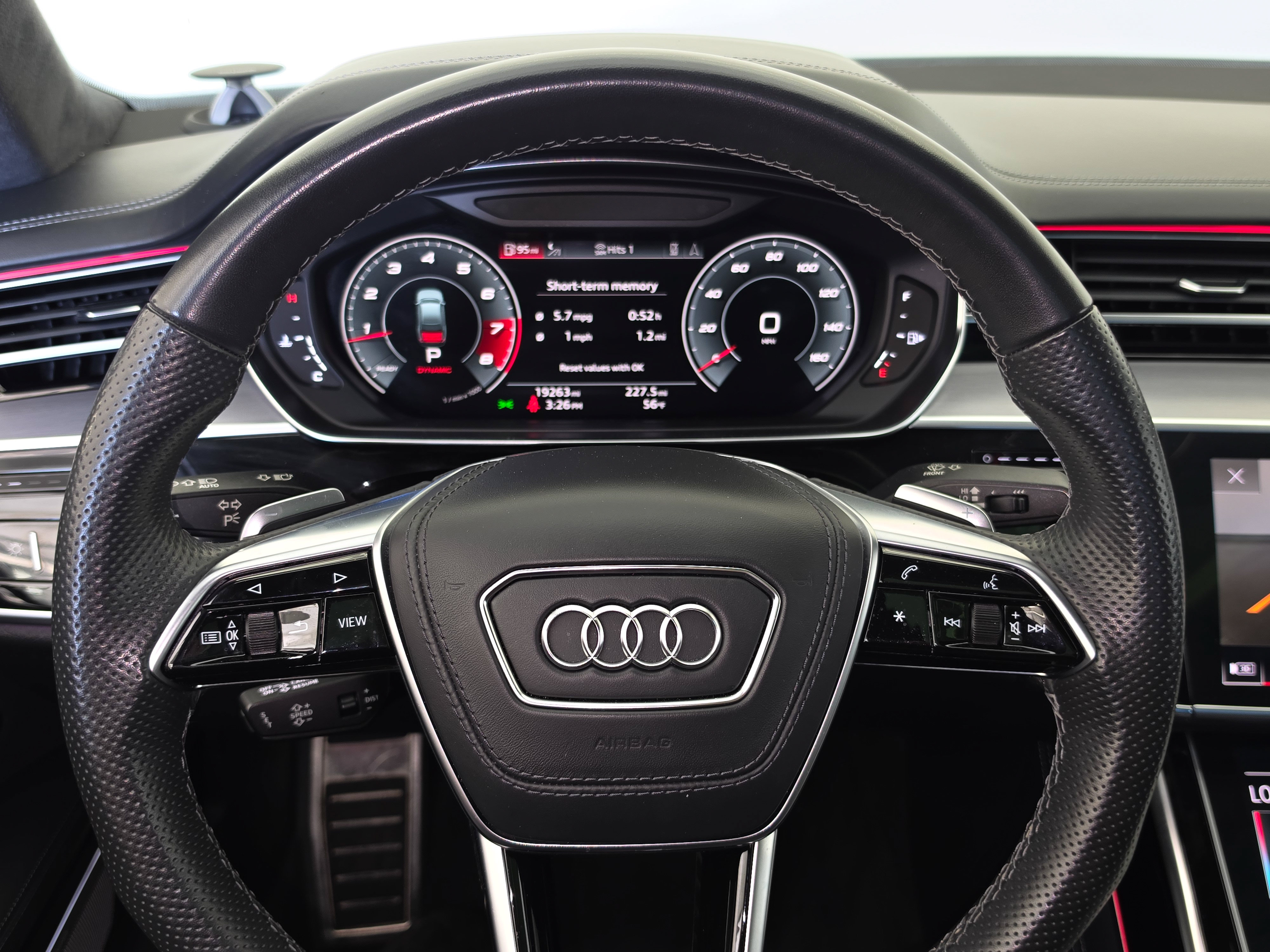 Used 2022 Audi S8 w/ S8 Comfort Plus Package AWD/4WD image 34