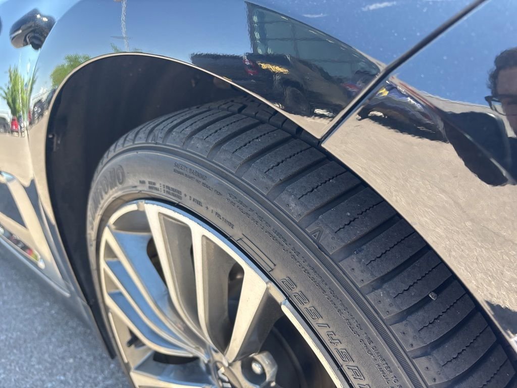 Used 2018 Kia Stinger Premium AWD/4WD image 7