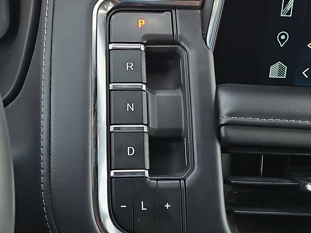 Used 2024 Chevrolet Tahoe LT AWD/4WD image 27