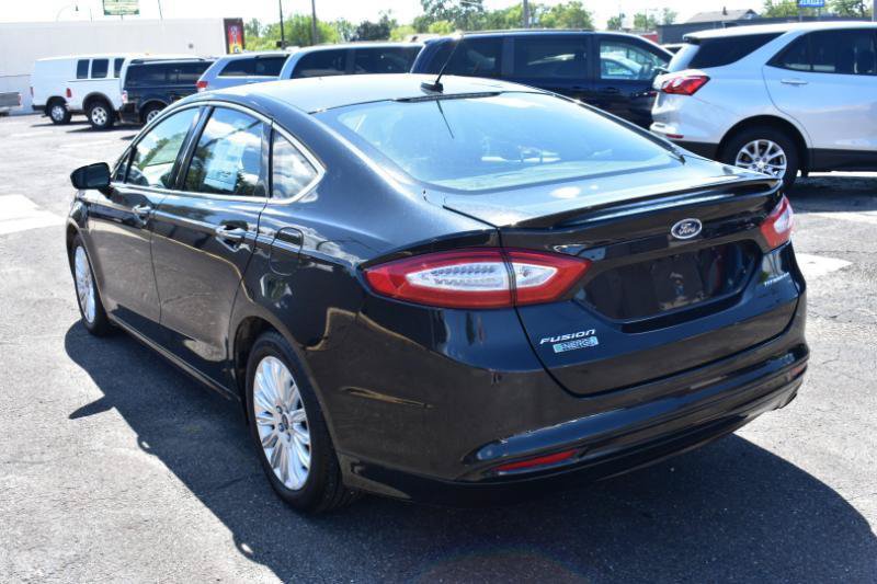 Used 2013 Ford Fusion Energi Titanium w/ Driver Assist Pkg FWD image 4