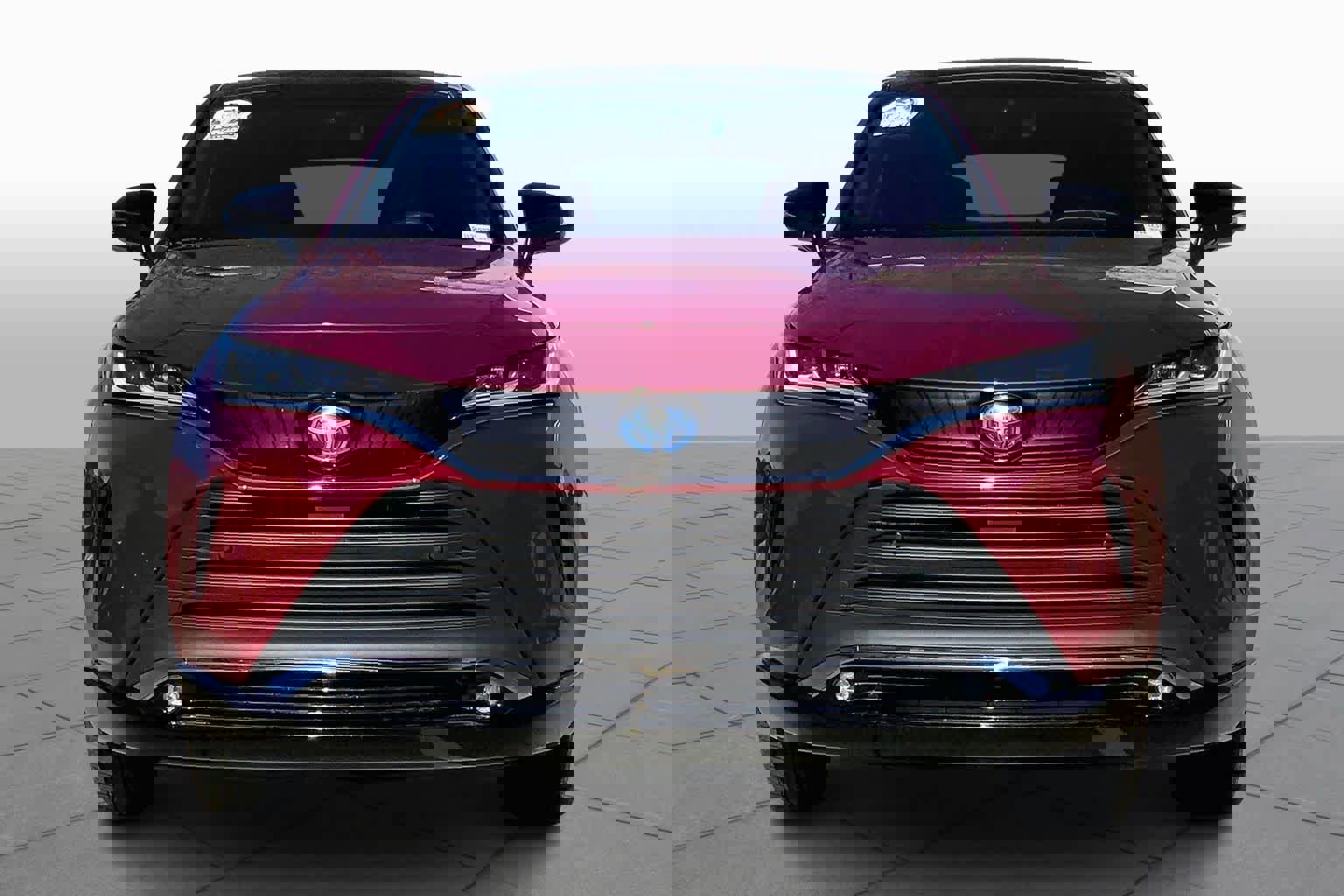 Used 2023 Toyota Venza Nightshade image 4