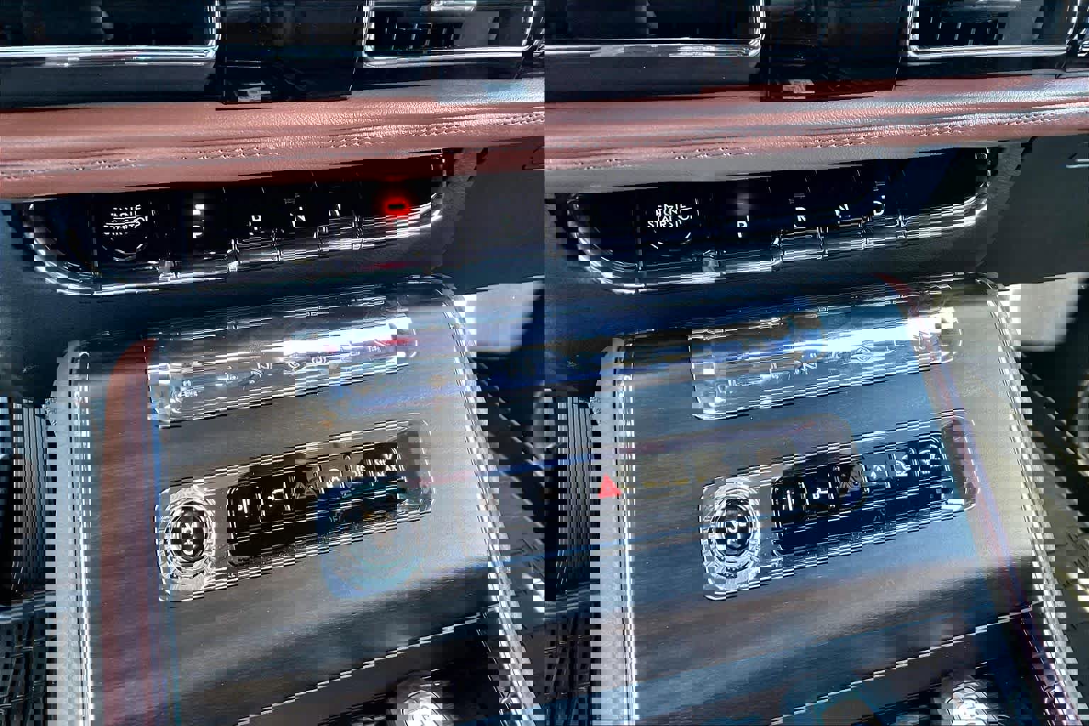 Used 2025 Lincoln Aviator Reserve image 33