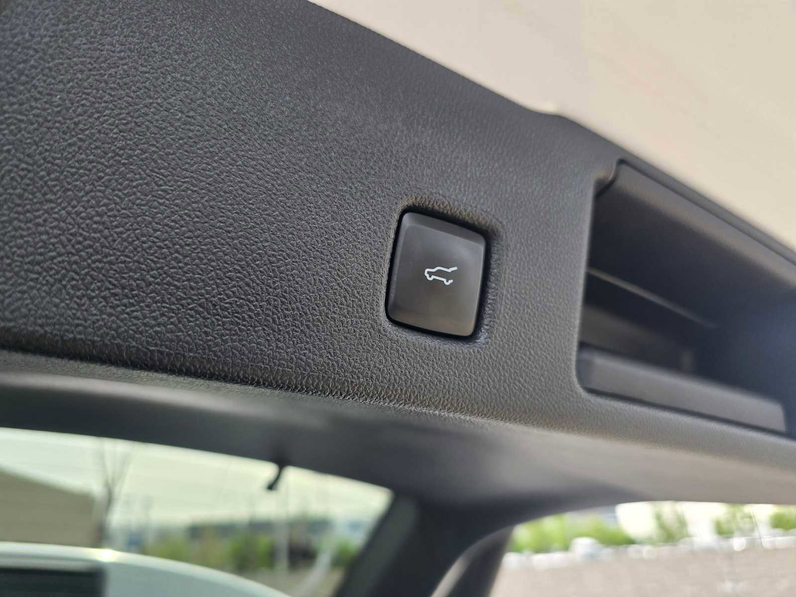 Used 2024 Ford Escape Active image 18