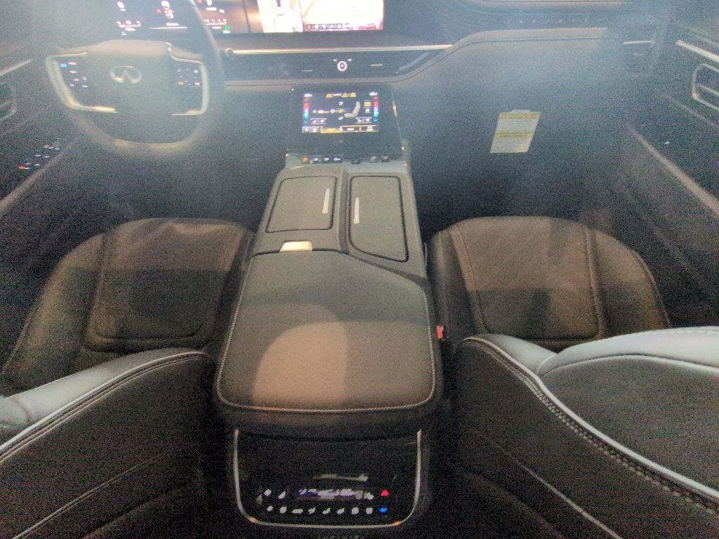 New 2026 INFINITI QX80 Luxe RWD image 30