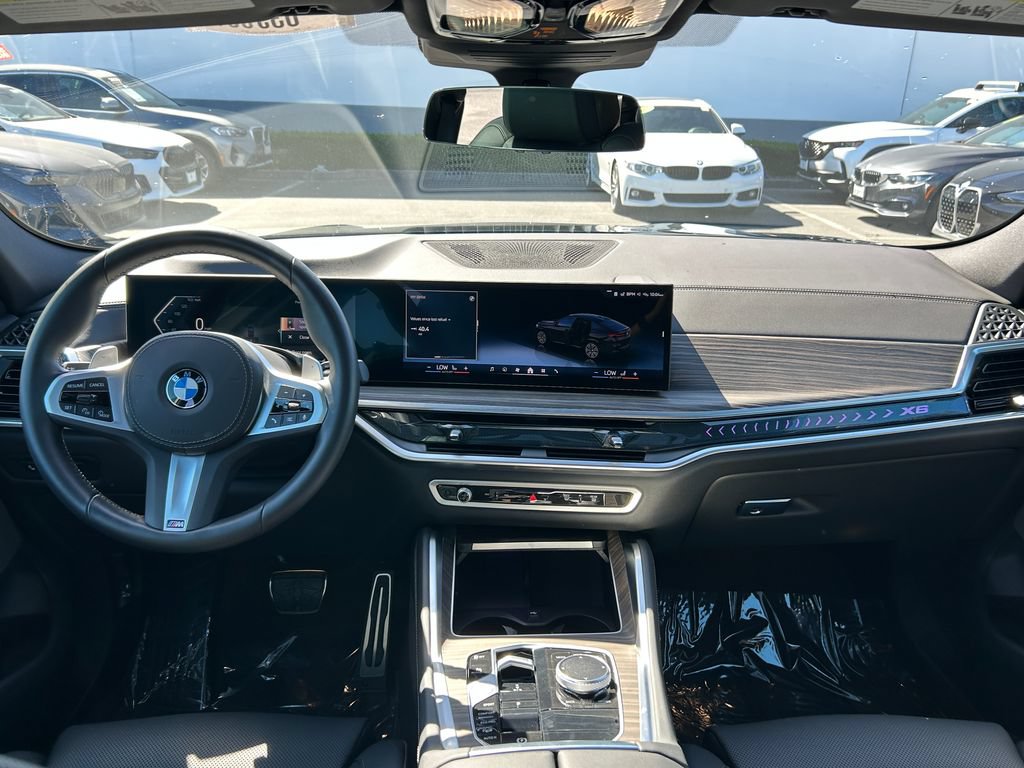 Used 2026 BMW X6 xDrive40i AWD/4WD image 34