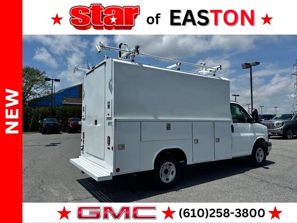 New 2025 GMC Savana 3500 w/ Power Convenience Package image 9