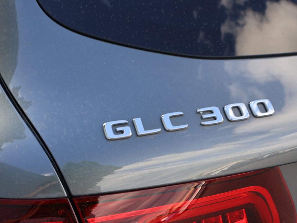 Certified 2021 Mercedes-Benz GLC 300 4MATIC image 9