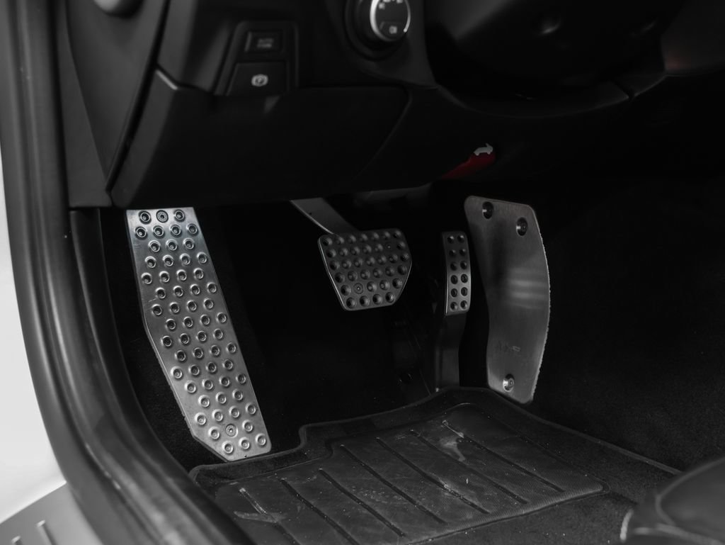 Certified 2014 Ferrari F12 Berlinetta RWD image 45