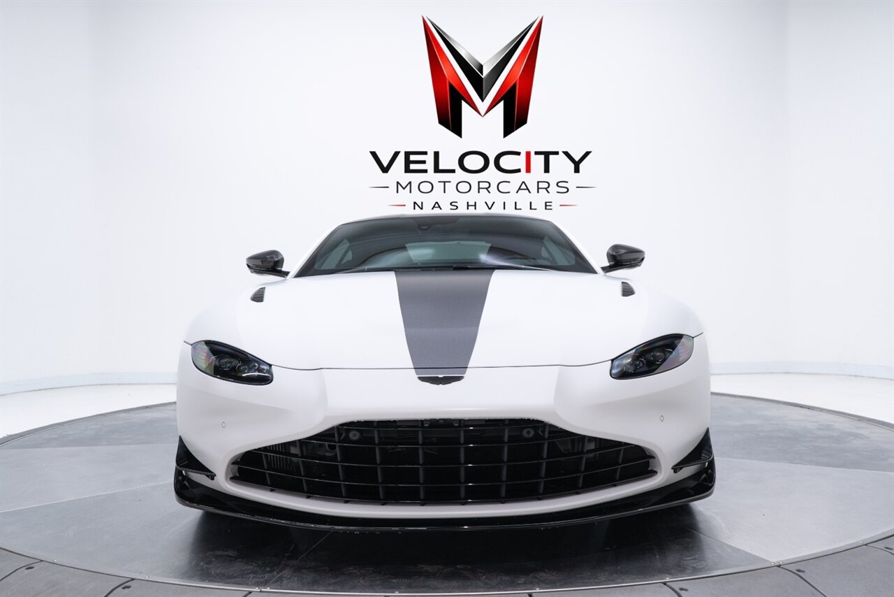 Used 2023 Aston Martin V8 Vantage Coupe RWD image 18