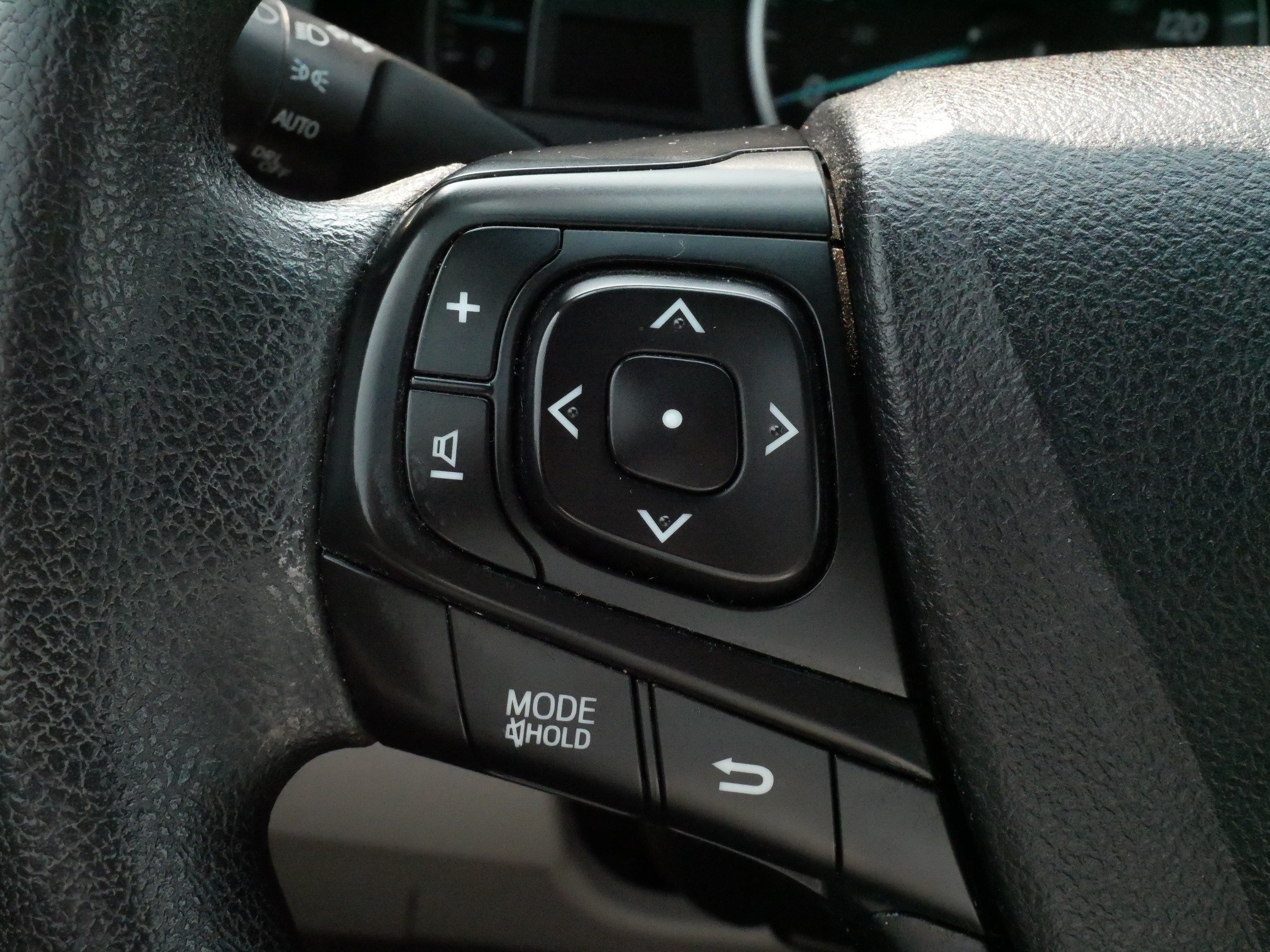 Used 2015 Toyota Camry LE FWD image 26