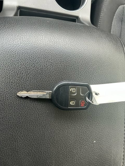Used 2017 Ford Flex SE FWD image 23